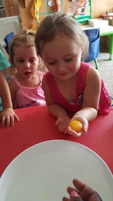 Naked Egg experiment with preschoolers