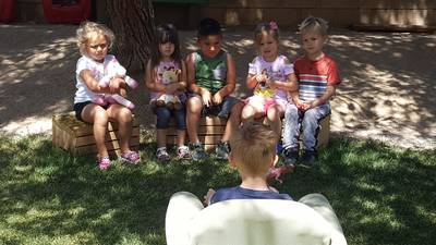 Show and tell with children outside